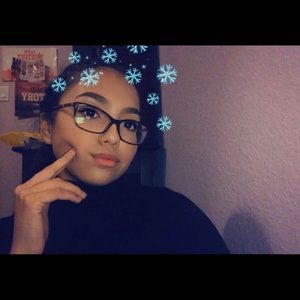 Meet your Posher, Briana